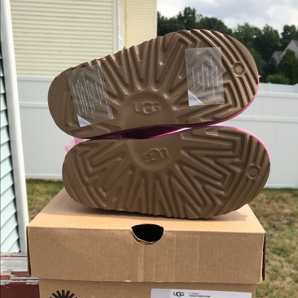 UGG Bailey Bow II Star - Picture 5 of 8